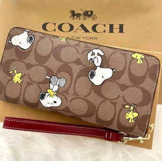 COACH x PEANUTS Long Zip Around Wallet Snoopy Woodstock CE705